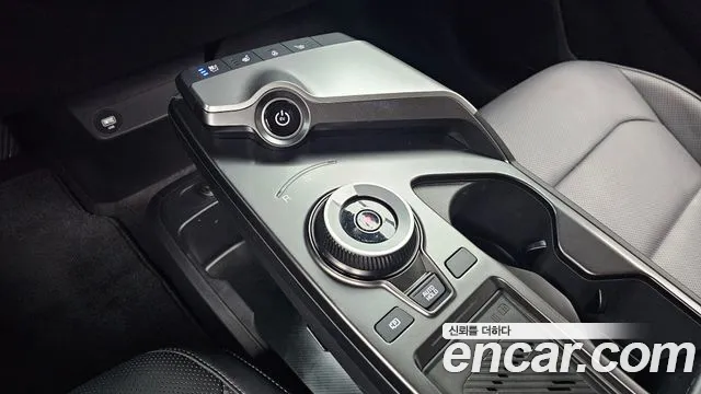 Kia EV6 — Фото автомобиля 12