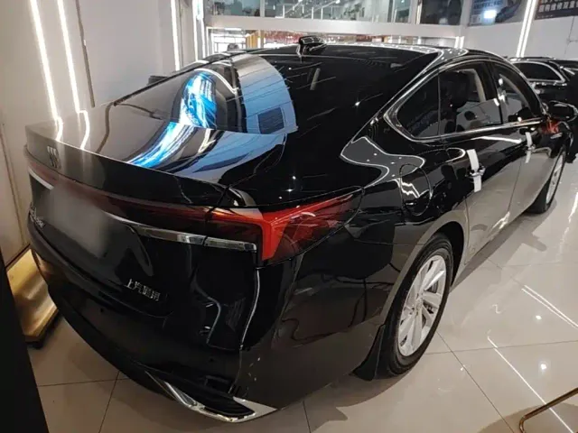 Buick LaCrosse — Фото автомобиля 6