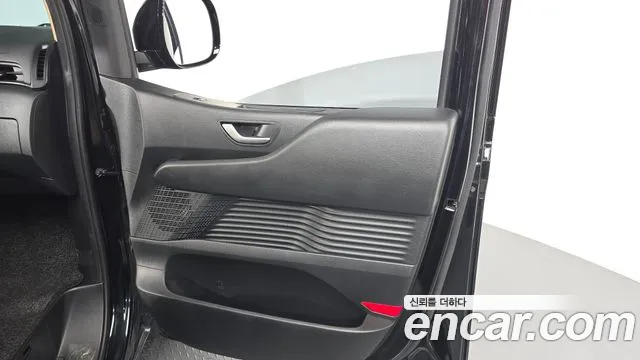 Hyundai Staria Staria Карго 5 мест — Фото автомобиля 24