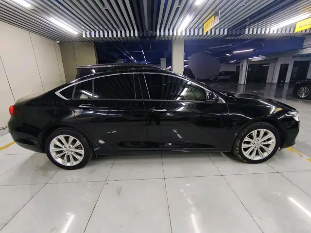Buick Regal — Фото автомобиля 5
