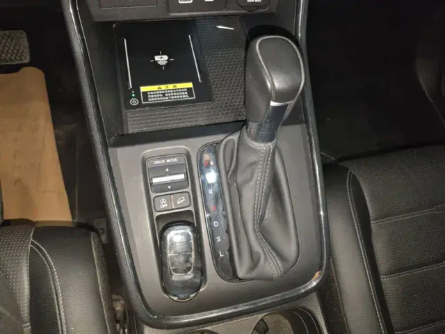 Honda CR-V — Фото автомобиля 13