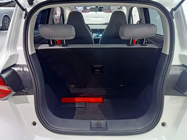Leapmotor T03 — Фото автомобиля 20