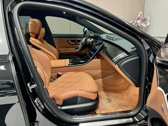 Mercedes-Benz Maybach S-Class — Фото автомобиля 18
