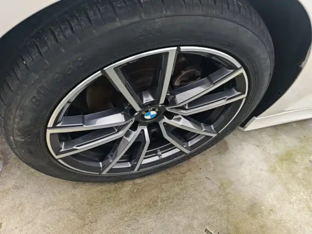 BMW 3 Series — Фото автомобиля 22