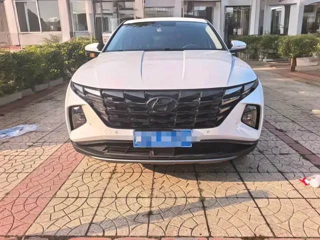Hyundai Hyundai Tucson 2022 Tucson L 2.0L Hybrid Premium Edition — Фото автомобиля 2
