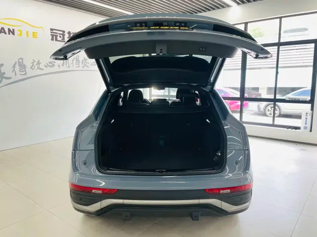 Audi Audi Q5L Sportback 2022 40 TFSI RS Kit Speed Edition — Фото автомобиля 14