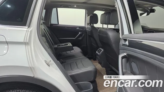 Volkswagen Tiguan Tiguan 2 поколение 2.0 TDI Prestige — Фото автомобиля 19