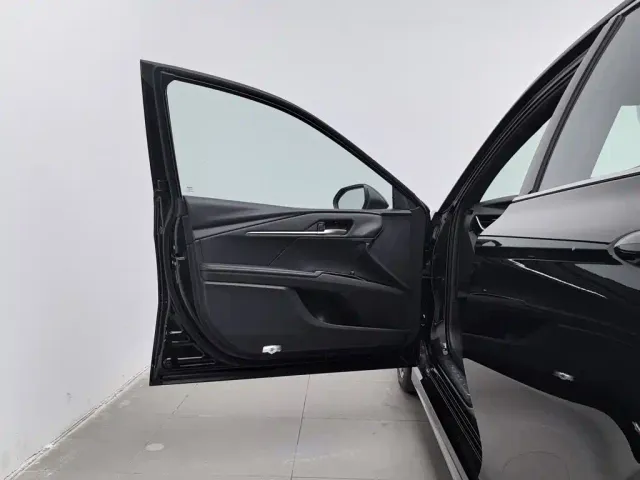 Toyota Camry — Фото автомобиля 8