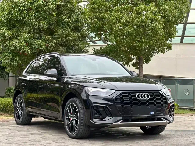 Audi Q5L — Фото автомобиля 3