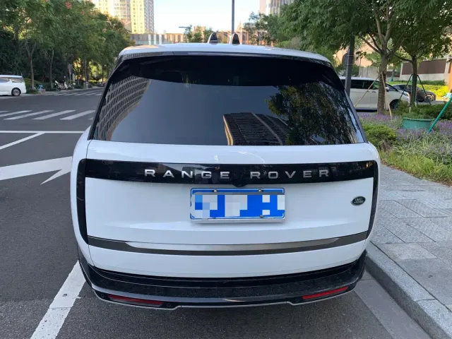 Land Rover Range Rover — Фото автомобиля 10
