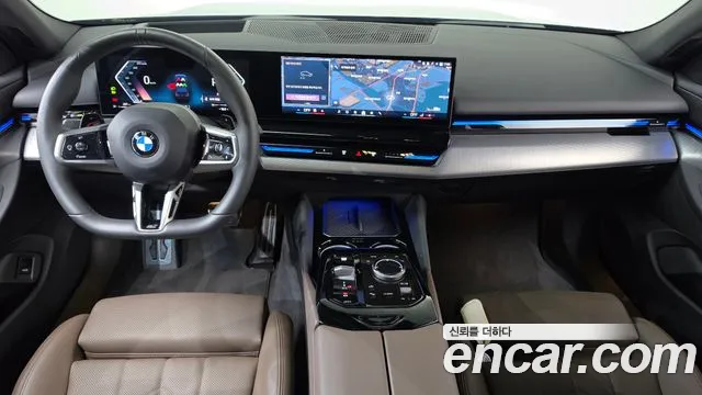 BMW 5 Series G60 — Фото автомобиля 10