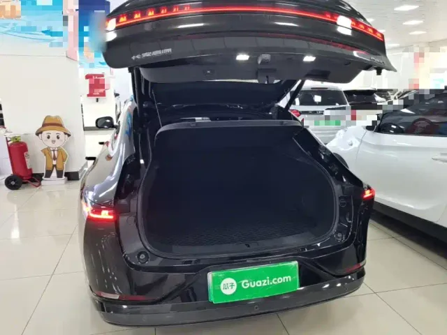 Changan Qiyuan A07 — Фото автомобиля 18