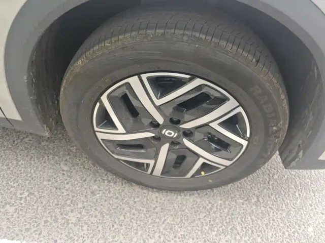 Changan Qiyuan Q05 — Фото автомобиля 6
