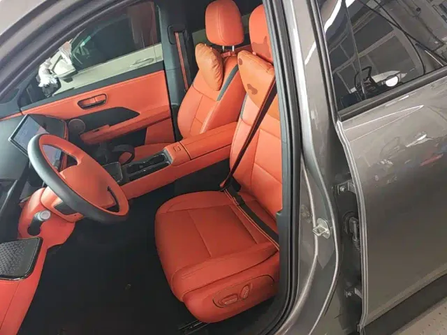 Toyota BoZhi 3X — Фото автомобиля 14