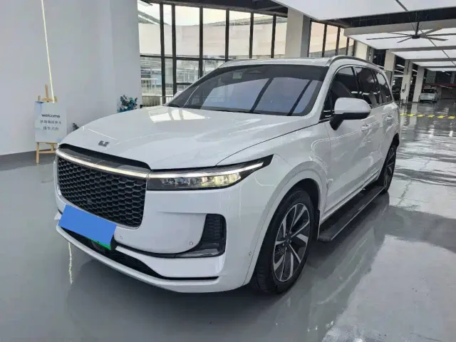 Фотография автомобиля — Li Auto ONE