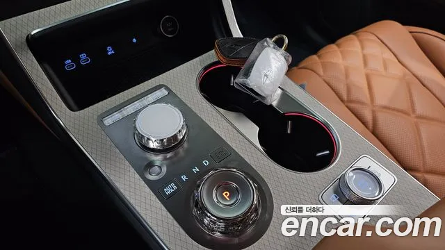 Genesis GV80 — Фото автомобиля 12