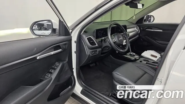 Kia Seltos New — Фото автомобиля 15