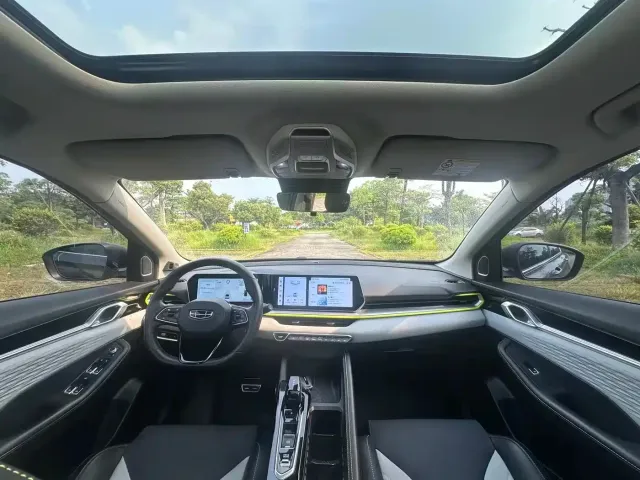 Geely Binyue — Фото автомобиля 6
