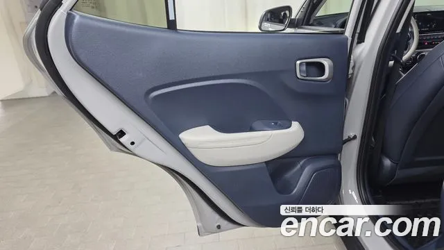 Hyundai Venue — Фото автомобиля 14
