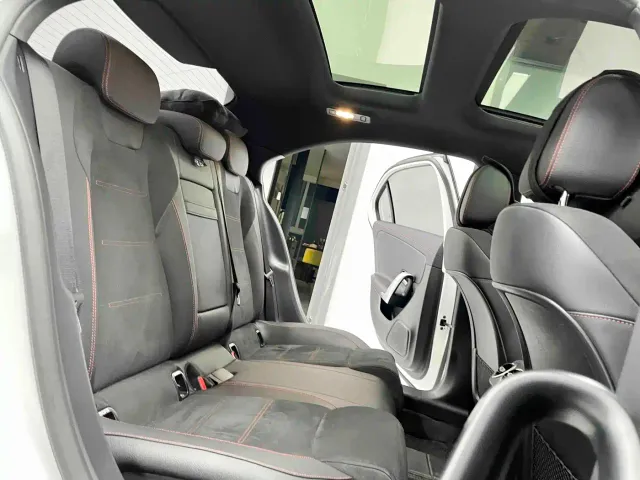 Mercedes-Benz A-Class — Фото автомобиля 6