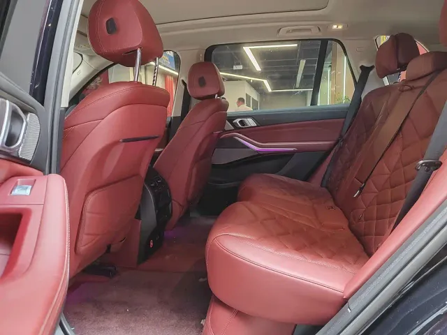 BMW X5 — Фото автомобиля 8