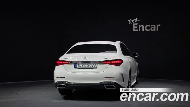 Mercedes-Benz C-Class — Фото автомобиля 4