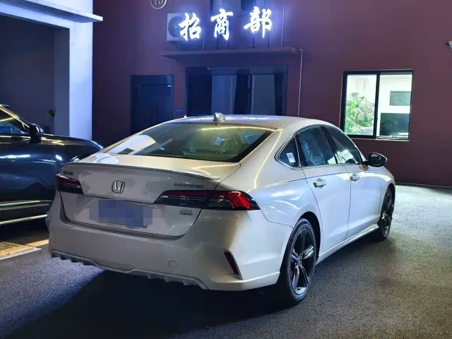 Honda Inspire — Фото автомобиля 9