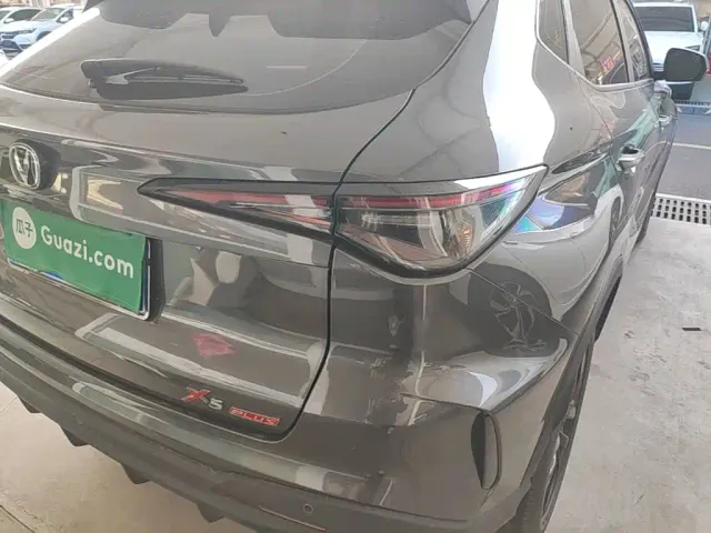 Changan X5 Plus — Фото автомобиля 7