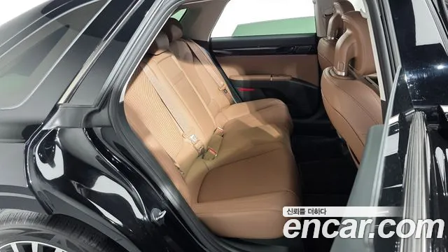 Hyundai Grandeur GN7 — Фото автомобиля 17