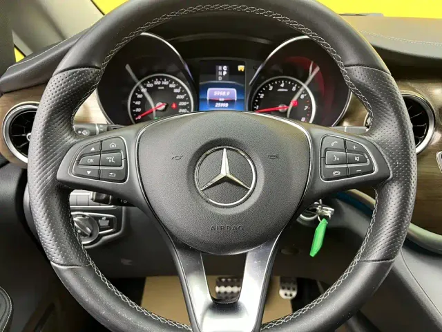 Mercedes-Benz V-Class — Фото автомобиля 17