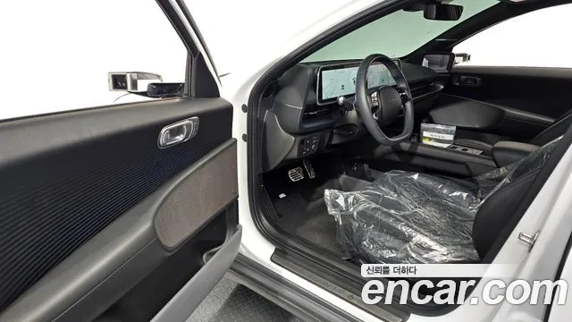 Hyundai Ioniq 6 — Фото автомобиля 15