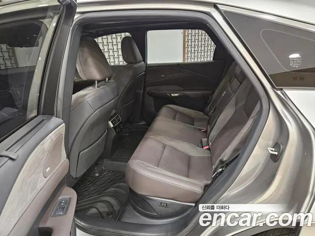 Lexus RX — Фото автомобиля 11