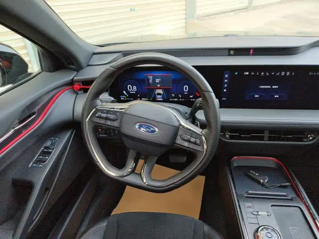 Ford Mondeo — Фото автомобиля 6