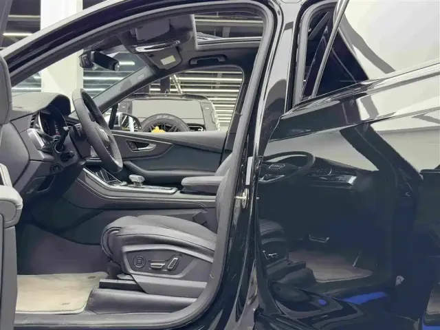 Audi Audi SQ7 2024 4.0 TFSI — Фото автомобиля 8