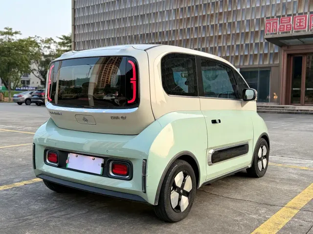 Baojun KiWi EV — Фото автомобиля 7