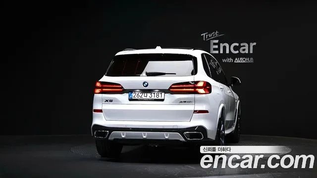 BMW X5 xDrive 40i M Sport — Фото автомобиля 4