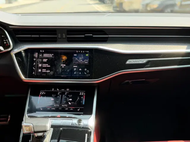 Audi A7L — Фото автомобиля 11