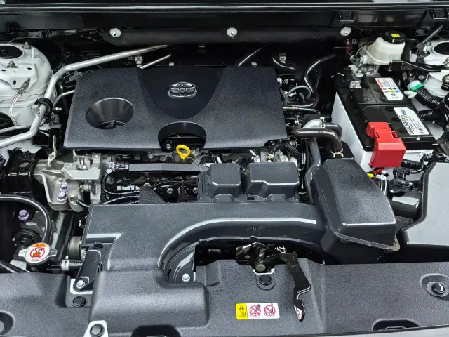 Toyota RAV4 — Фото автомобиля 24