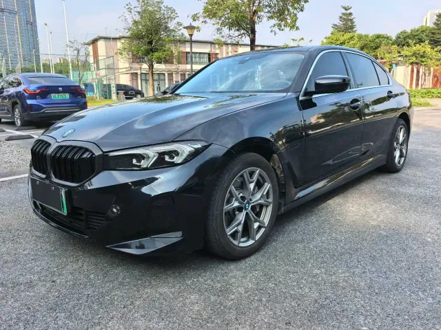 Фотография автомобиля — BMW i3