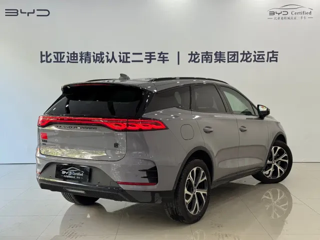 BYD Tang — Фото автомобиля 14