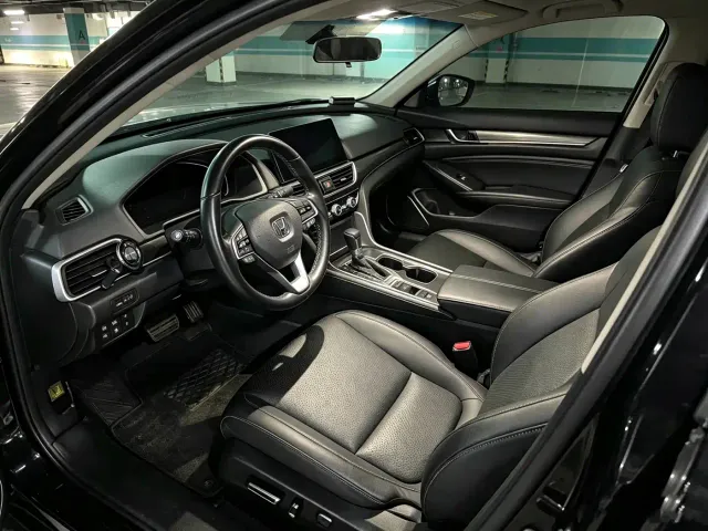 Honda Accord — Фото автомобиля 5