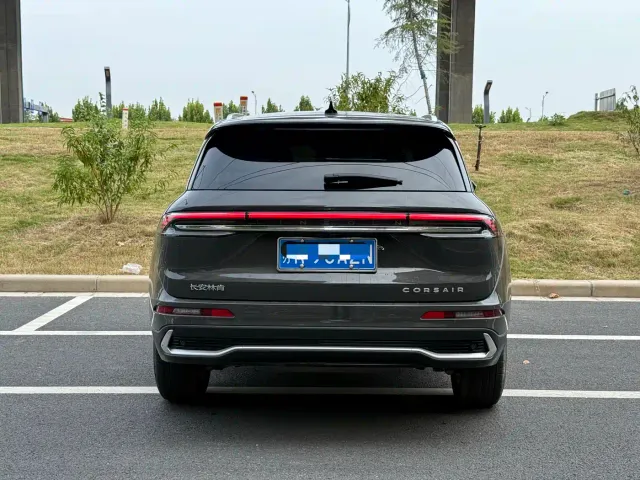 Lincoln Corsair — Фото автомобиля 8