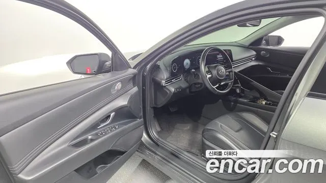 Hyundai AVANTE Avante (CN7) — Фото автомобиля 8