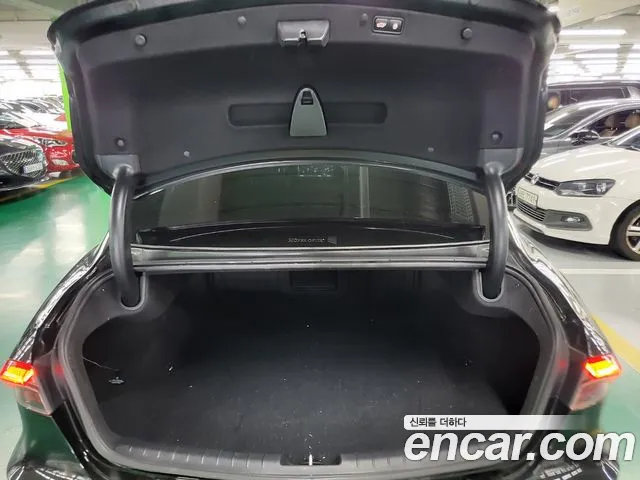 Hyundai Grandeur Новый Grandeur IG — Фото автомобиля 18