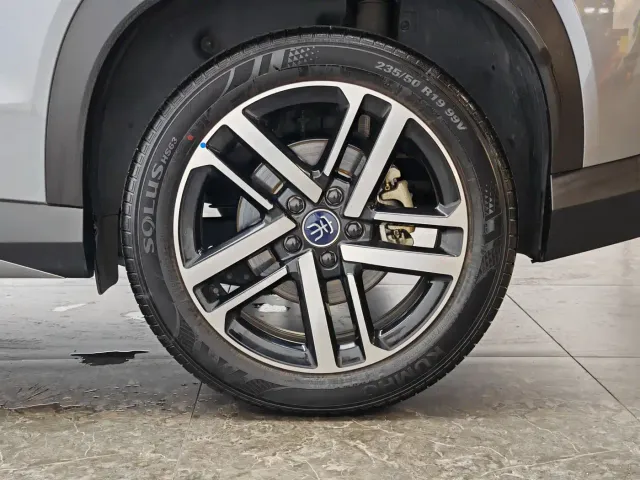 BYD Song L DM-i — Фото автомобиля 9