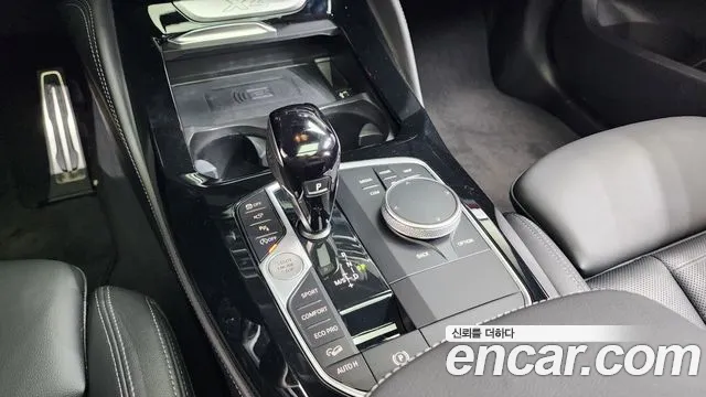 BMW X4 xDrive20i M Sport Pro — Фото автомобиля 5