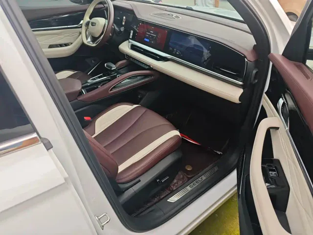 Geely Xingyue L — Фото автомобиля 12