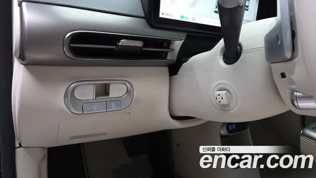 Genesis GV60 — Фото автомобиля 29
