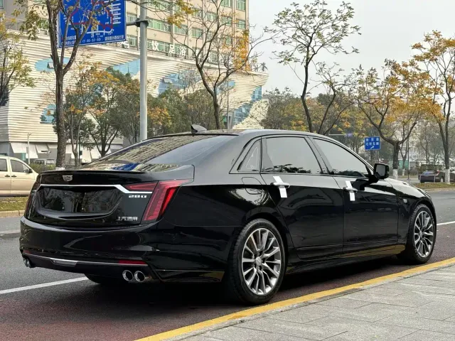 Cadillac CT6 — Фото автомобиля 9