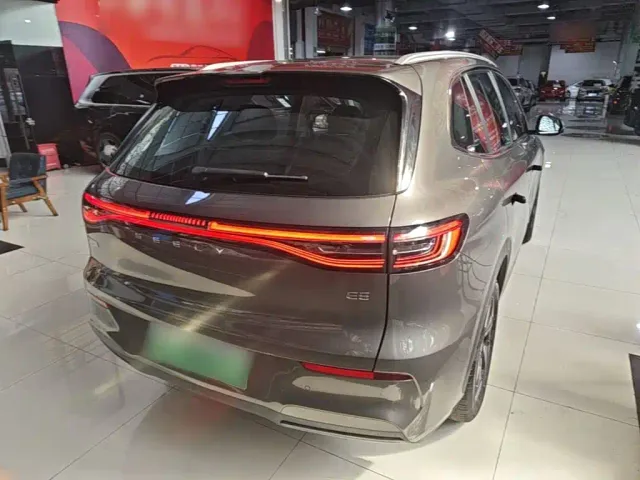 Geely Galaxy E5 — Фото автомобиля 6